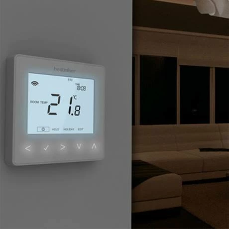 Heatmiser neoStat-hw V2 - Hot Water Programmer - Glacier White - Image 3